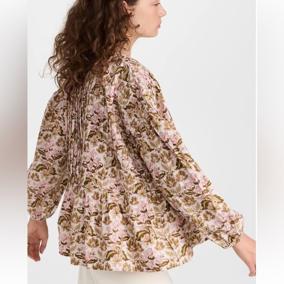 Meadows Fig Top in Botanical Print - Picture 2 of 11
